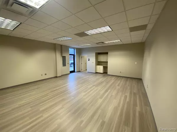 Wyandotte, MI 48192,3171 FORT Street