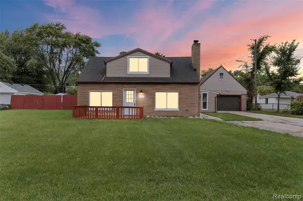 Saint Clair Shores, MI 48082,23601 Glenbrook Street