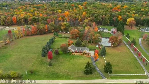 Milford, MI 48381,2982 Morrow Lane