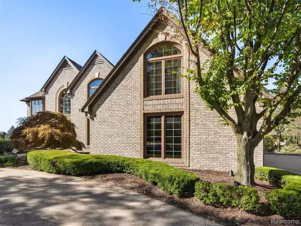 Rochester, MI 48306,5724 Murfield Drive