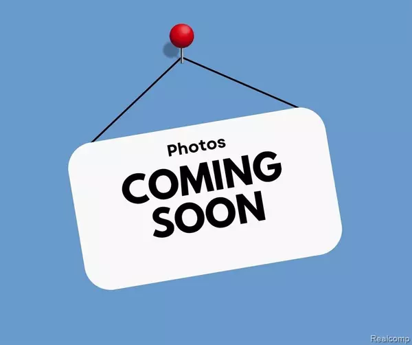 16220 Lesure Street, Detroit, MI 48235
