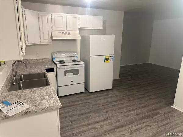 4476 3rd Street, Columbiaville, MI 48421