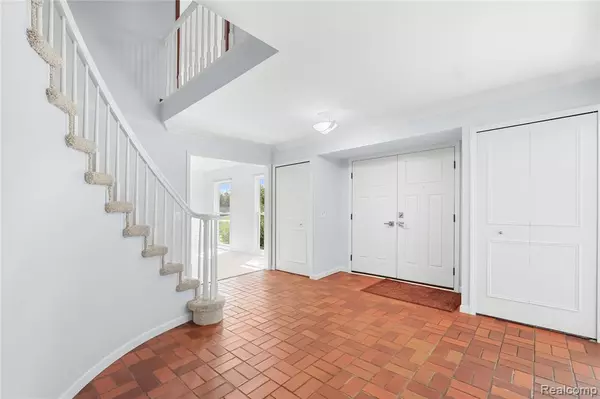 West Bloomfield, MI,3072 Brewster
