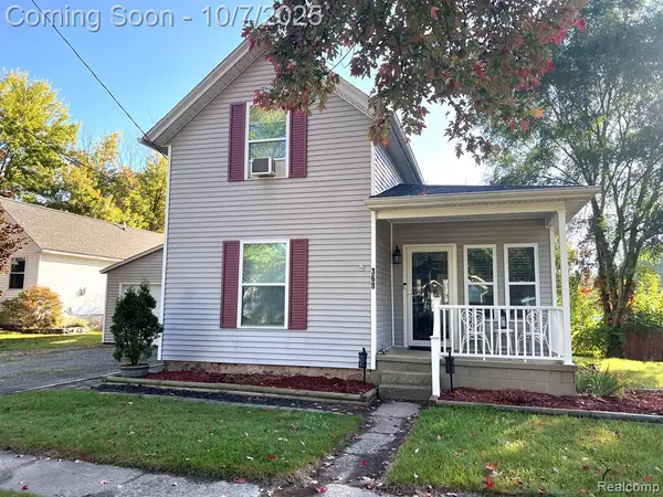 368 Green Street, Perry, MI 48872