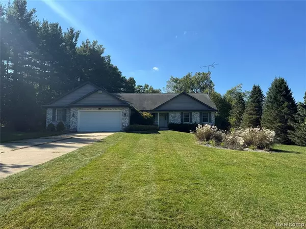 Britton, MI 49229,3198 Leeomi Drive