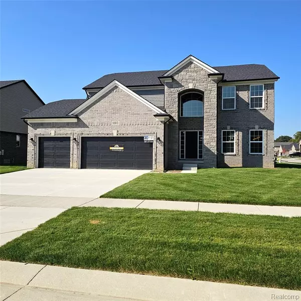 55813 Stewart Drive, Macomb, MI 48042