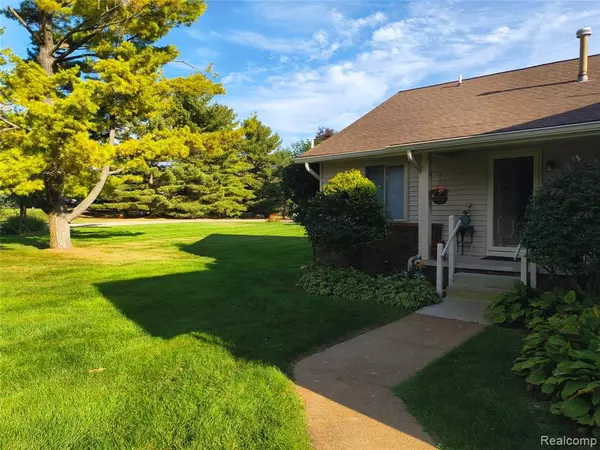 Clarkston, MI 48348,9085 Bavarian Way