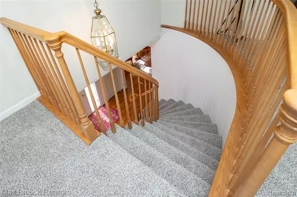 Troy, MI 48085,2931 Briarwood Drive