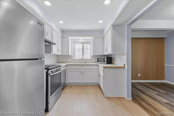 Eastpointe, MI 48021,23086 Melrose Avenue