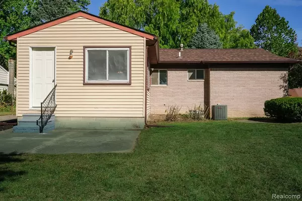 Southfield, MI 48033,26293 Shiawassee Road