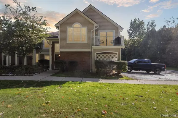 56059 Chesapeake Circle, Shelby Twp, MI 48316