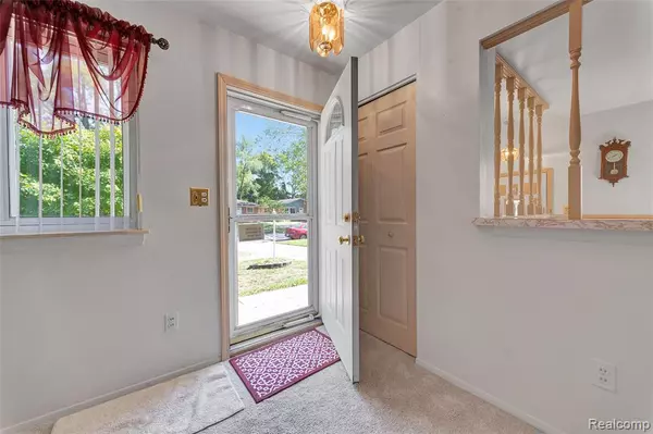 Livonia, MI 48152,19661 Antago Street