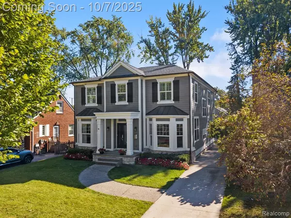 2106 Pembroke Road, Birmingham, MI 48009