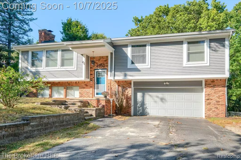 Clarkston, MI 48348,4950 Iroquois Boulevard