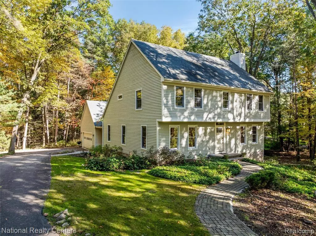 Highland, MI,2322 Addaleen S Road