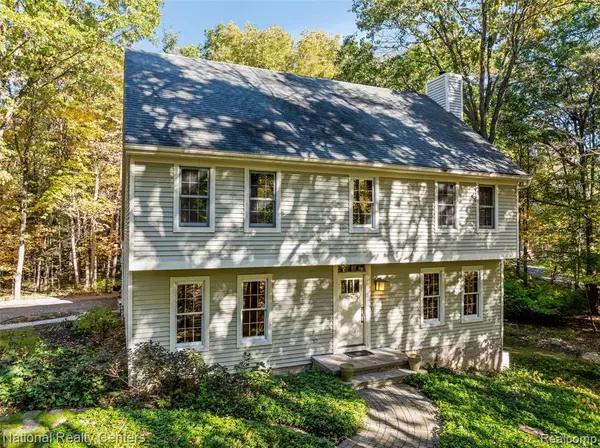 Highland, MI,2322 Addaleen S Road