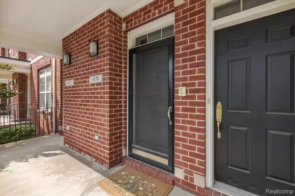 Troy, MI 48084,1438 Devon