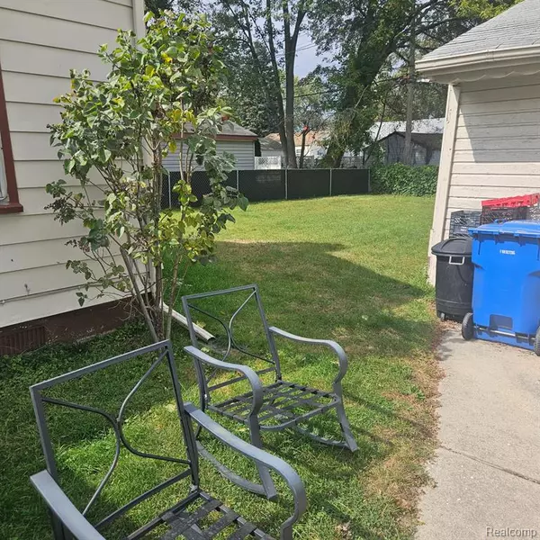 Warren, MI 48089,14337 Leonard Avenue