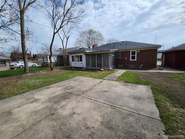 Eastpointe, MI 48021,15705 Juliana Avenue