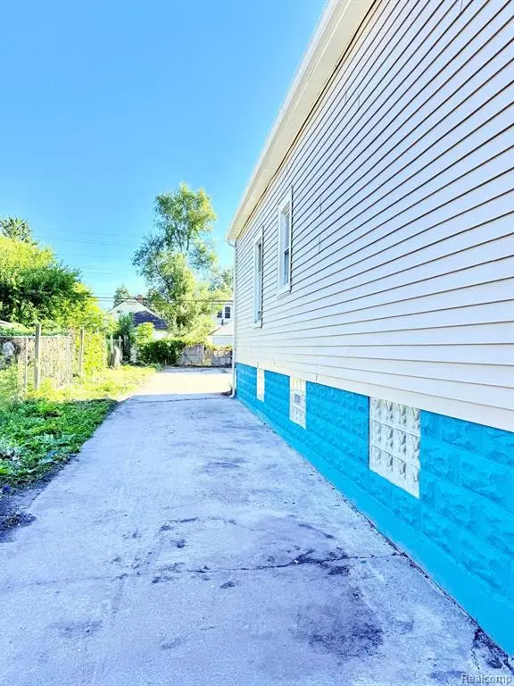 Detroit, MI 48212,5518 Harold Street