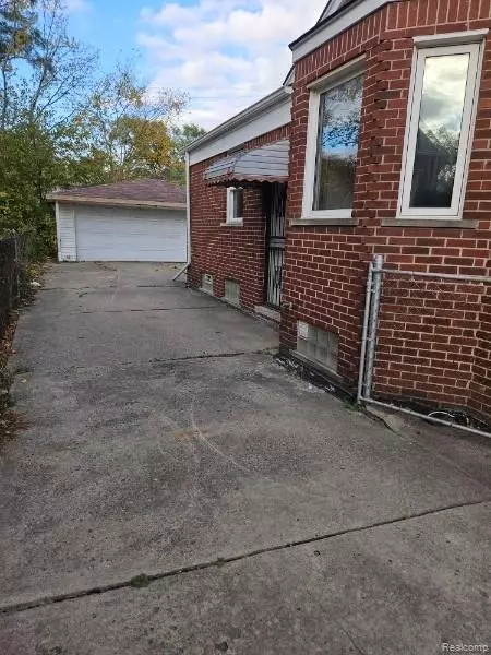 Detroit, MI 48205,14985 Tacoma Street