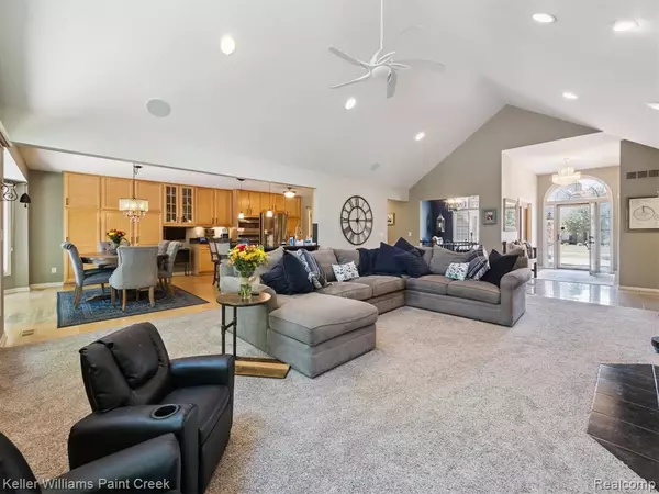 Auburn Hills, MI 48326,3232 Paramount Lane