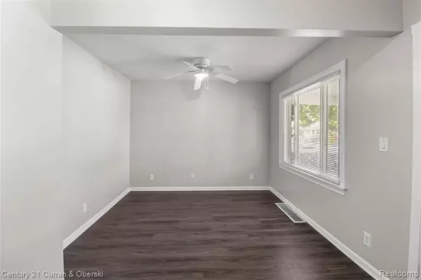 Lincoln Park, MI 48146,1383 Cicotte Avenue