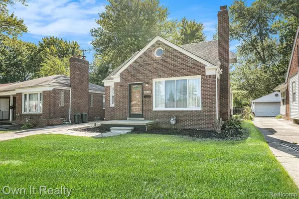 Harper Woods, MI 48225,21138 Huntington Avenue