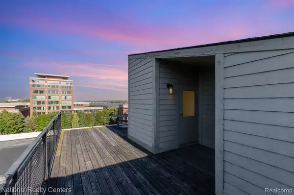 Detroit, MI 48207,200 River Place Drive