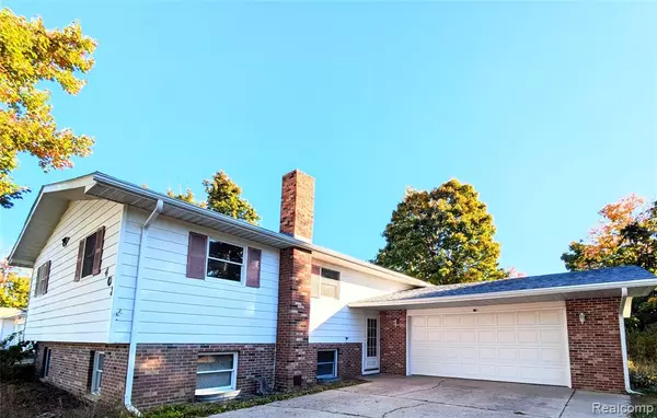 408 Sunnyside Street, Mancelona, MI 49659