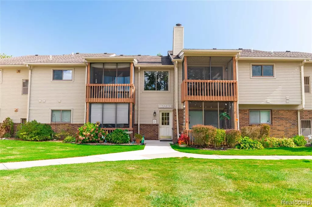 Grosse Ile, MI 48138,10241 Nancys Boulevard