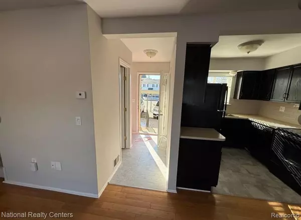 Shelby Twp, MI 48317,2048 ORCHARD CREST Street
