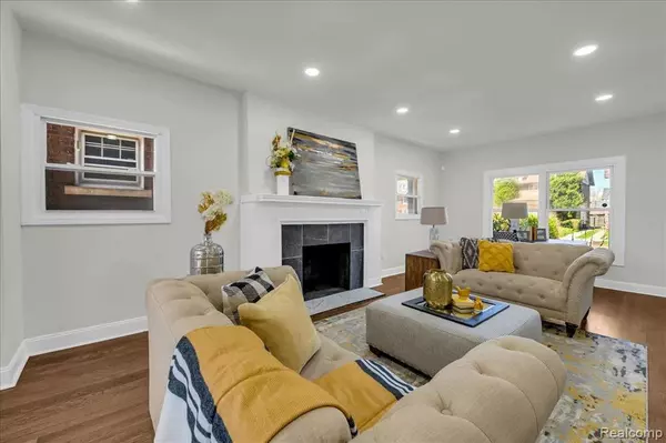 Detroit, MI 48206,1517 EDISON Street