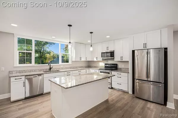 Fenton, MI 48430,300 E Ellen Street