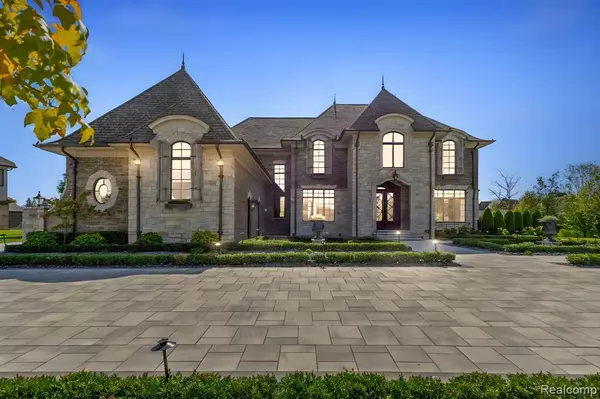 Northville, MI 48168,19085 Chaumont Way