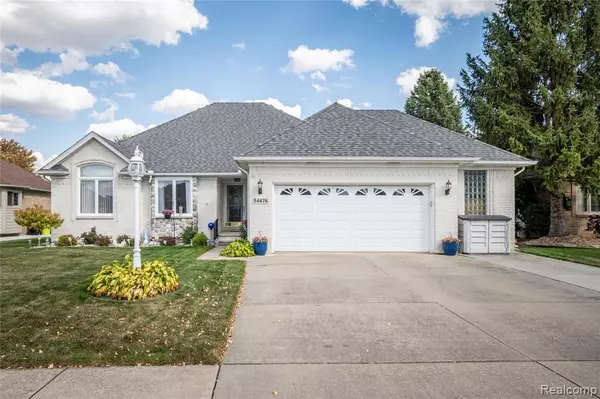 Macomb, MI 48042,54676 Carnation Drive