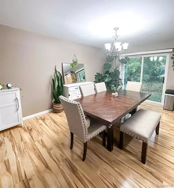 Auburn Hills, MI 48326,2641 Konrad Court