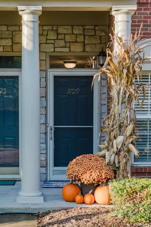 Rochester, MI 48306,3729 Oakmonte Boulevard