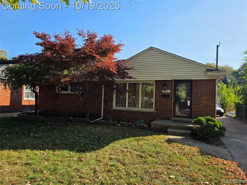 8960 Arnold Avenue, Redford, MI 48239