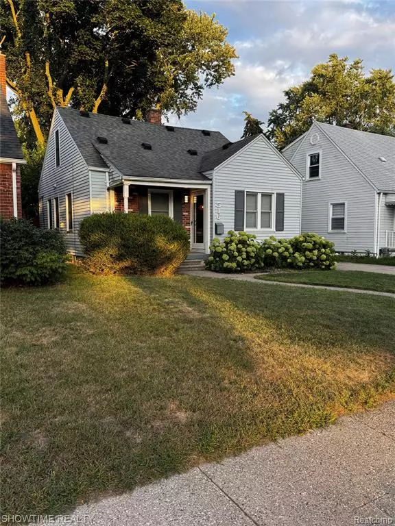 Royal Oak, MI 48067,516 N Alexander Avenue