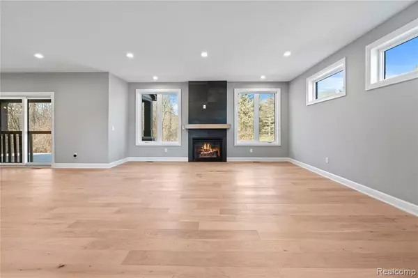Addison, MI 48370,2163 HEIDI Drive