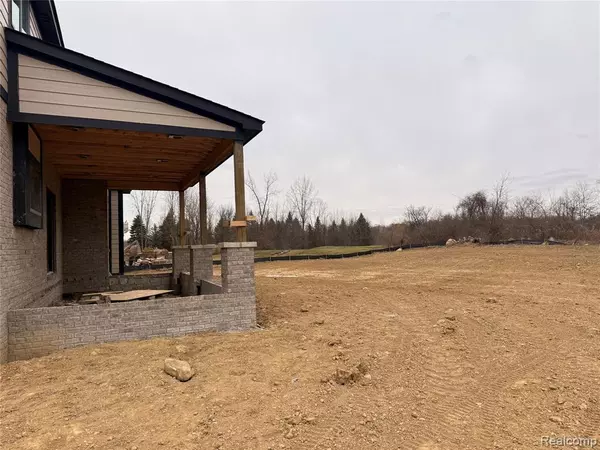 Addison, MI 48370,2163 HEIDI Drive