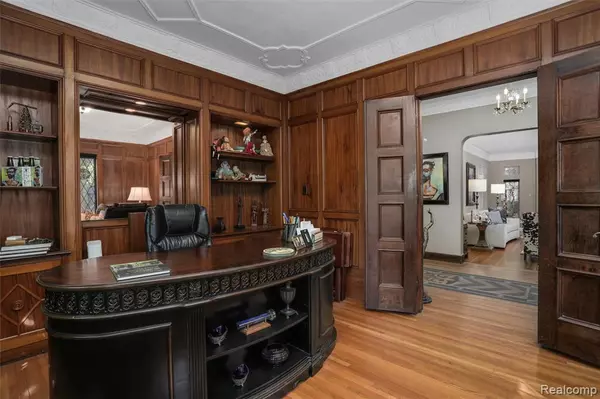 Detroit, MI 48221,3230 Cambridge Avenue