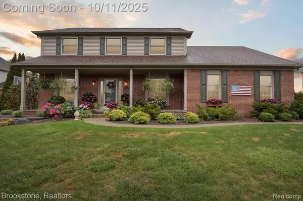 9079 Woodgrove Drive, Plymouth, MI 48170