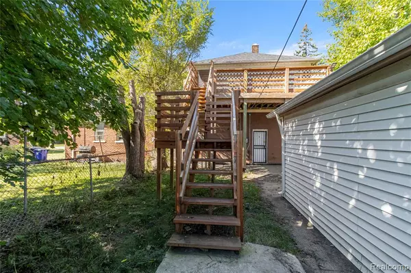 19206 Westphalia Street, Detroit, MI 48205