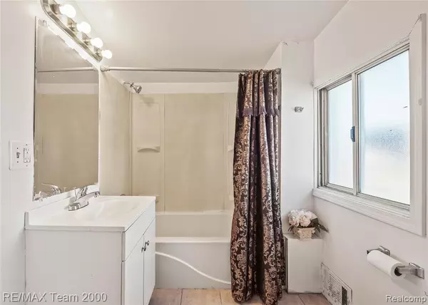 Taylor, MI 48180,5842 Janet Avenue