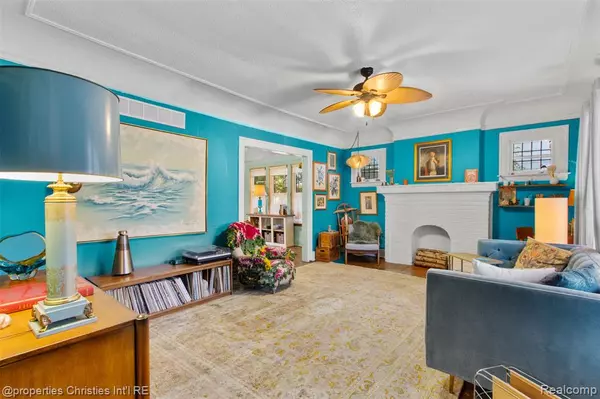 Detroit, MI 48215,221 Chalmers Street