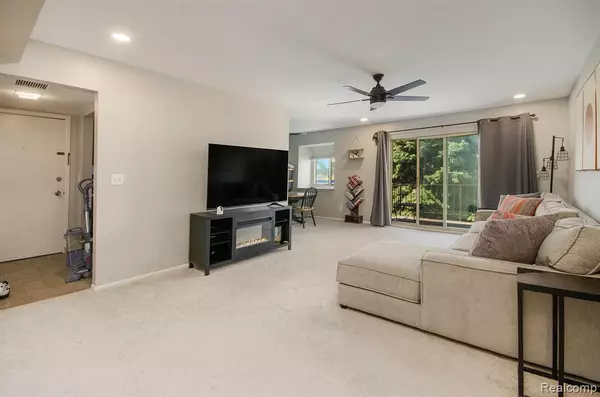 Saint Clair Shores, MI 48080,510 Riviera Drive