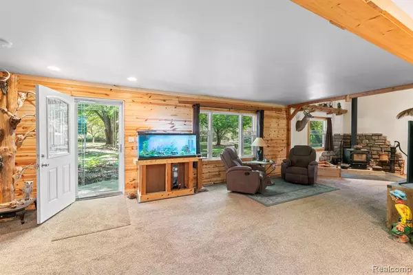 Howell, MI 48855,9631 Byron Road