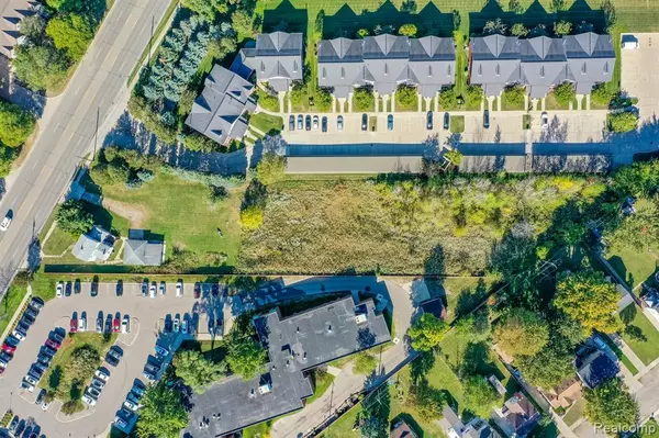 Fraser, MI 48026,33420 Utica Road